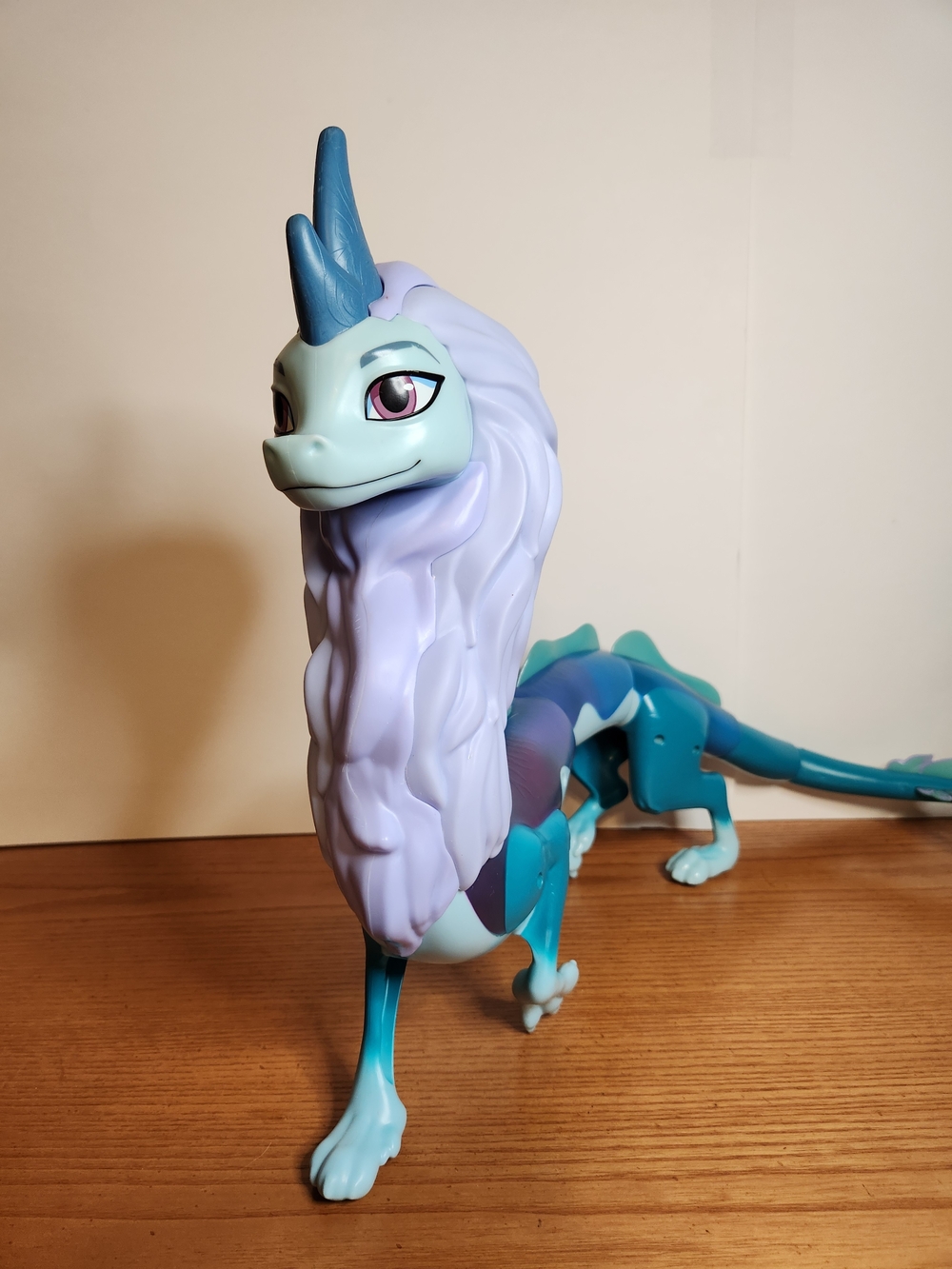 Disney's Raya and The Last Dragon Color Splash Sisu action figure